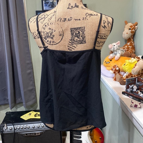 Black Flowing Top - Picture 2 of 3